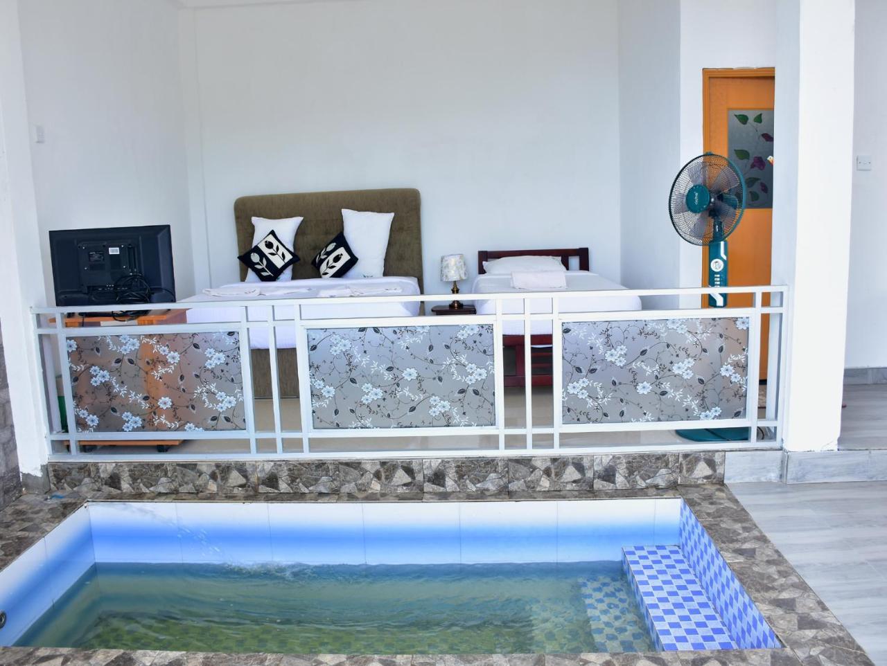 Ornateview Hotel Елла Екстер'єр фото